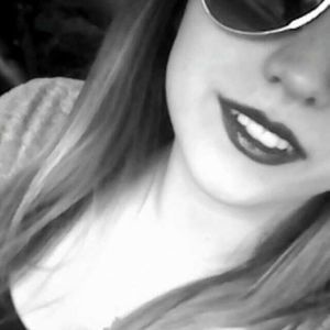 Meet your Posher, Makayla