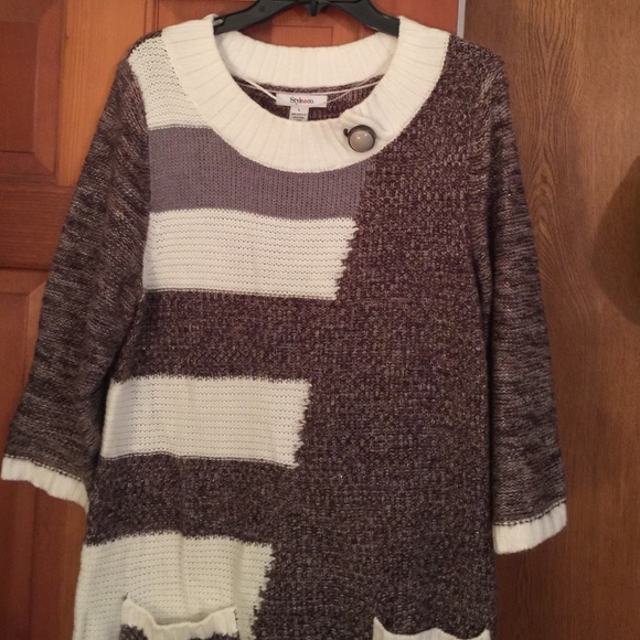 Sweater - Picture 2 of 3