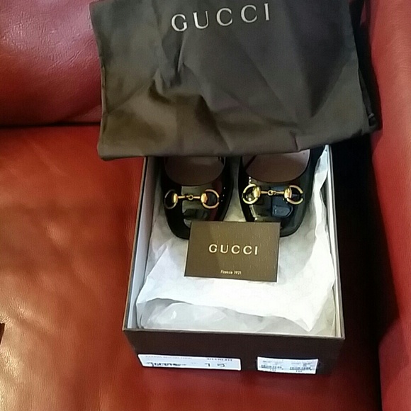 Gucci Black Patent Leather Bit Pumps~ - Picture 4 of 4