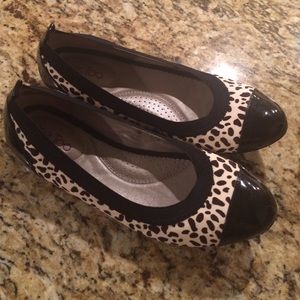 Black and White animal print flats