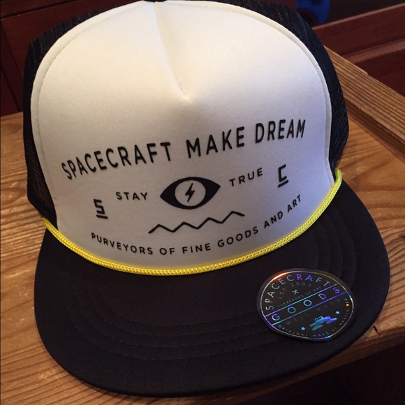 NEW Stay True White Trucker SnapBack Hat - Zumiez