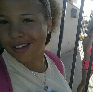 Meet your Posher, Allegra