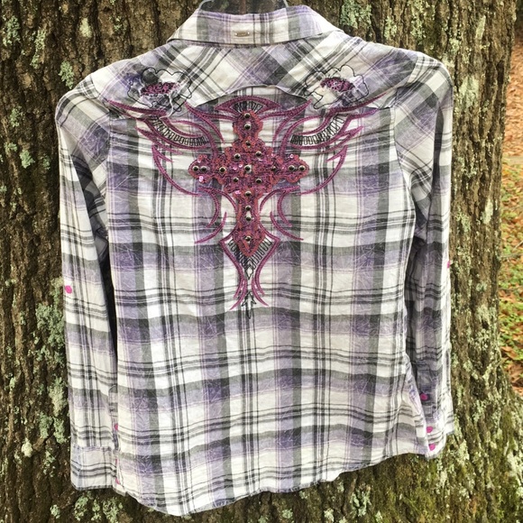 Roar shirt