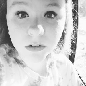 Meet your Posher, Kelli