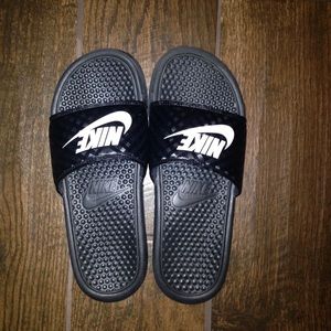 Nike slides