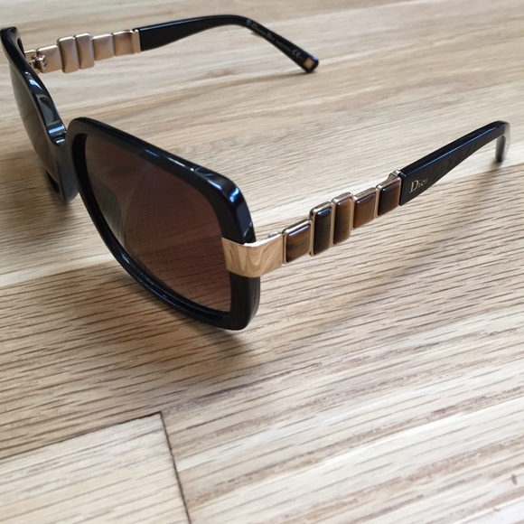 Christian Dior ANWCC Zenaide Women's Sunglasses - Picture 1 of 4