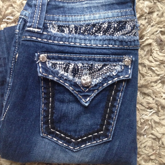 MISS ME BUCKLE JEANS!!