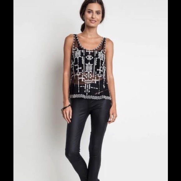 Restocked ! Vegan leather like jeggings 💞 👍