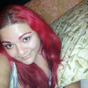 Meet your Posher, Monique