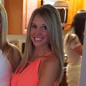 Meet your Posher, Jerra