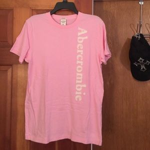 Abercrombie & Fitch Pink T-Shirt