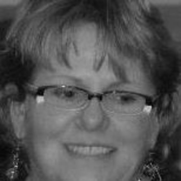 Meet your Posher, Tina - Picture 1 of 1