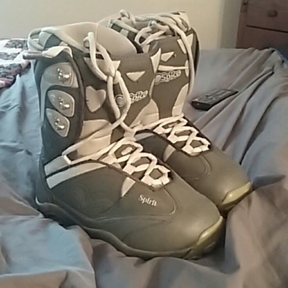 Spice snowboarding boots