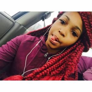 Meet your Posher, Serita