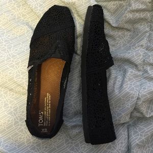 Lace Toms