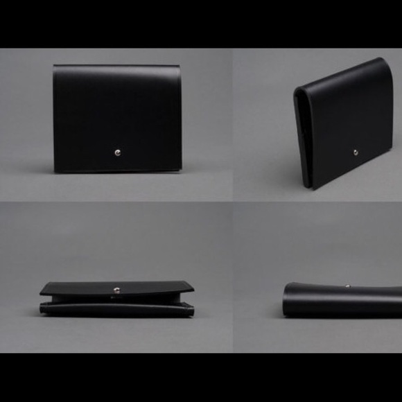 Leather wallet for cards and cash