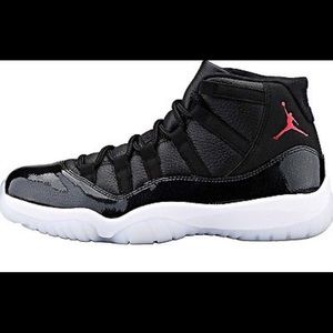 AIR JORDAN 11 YOUTH SIZE 7Y