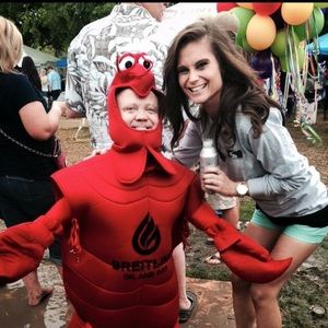 Meet your Posher, Lauren