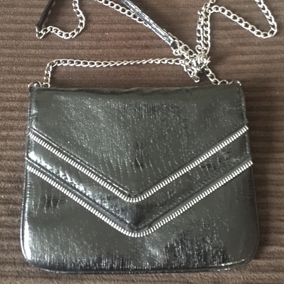 Cross body purse