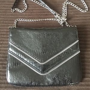 Cross body purse