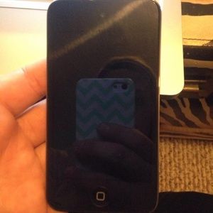4 th generation iPod touch 8GB