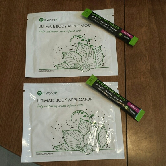 IT WORKS HOLIDAY BUNDLE