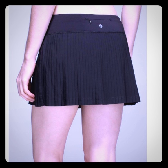 Lululemon Pleat to Street Skirt II