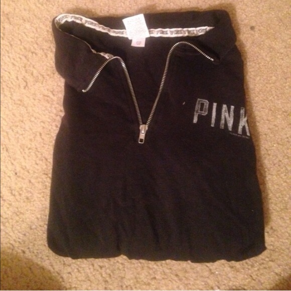 VICTORIA SECRET PINK Half zip up black