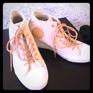 Wedge leather converse