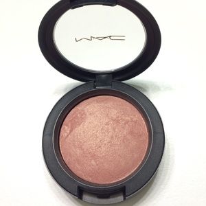 MAC Mineralize blush in Warm Soul