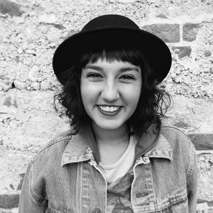 Meet your Posher, Christiana