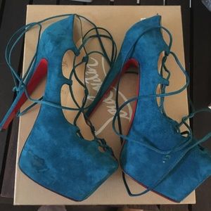 Christian Louboutin Ghildarc platform heels