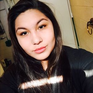 Meet your Posher, Sierra