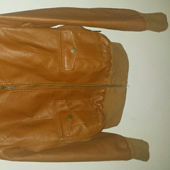 Adorable jacket! - Picture 2 of 2