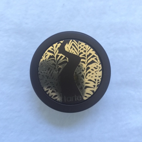 Tarte finishing powder