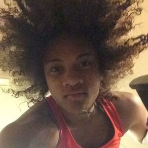 Meet your Posher, Alexyz