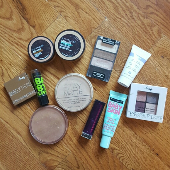 Makeup bundle