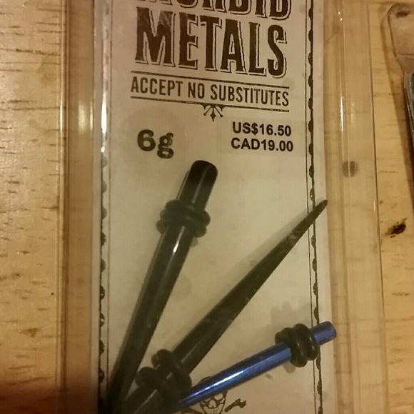 Gauges from hot topic and Spencers - Picture 3 of 3