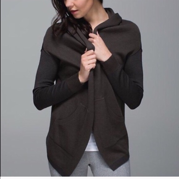 Lululemon Cabin Yogi wrap