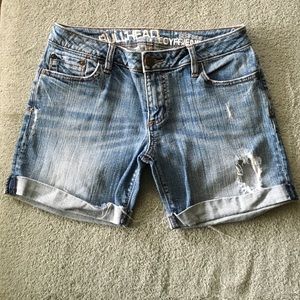 Bullhead jean shorts