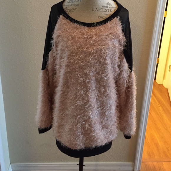 Fuzzy light pink sweater