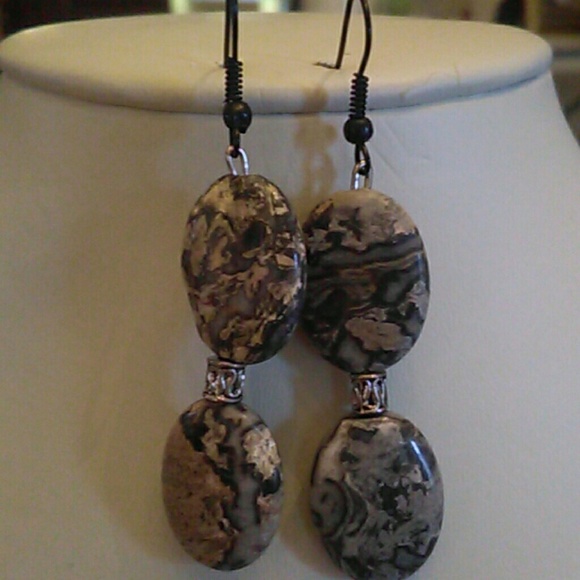 Handmade Necklace & Earrings - Picture 3 of 4