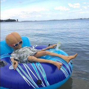 Meet your Posher, Eduardo