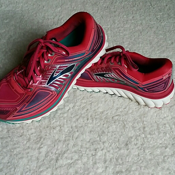 brooks g13