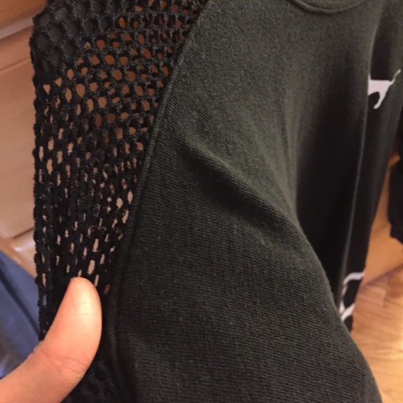 SOLD 🚫 VS PINK mesh varsity crew ✨ - Picture 3 of 4