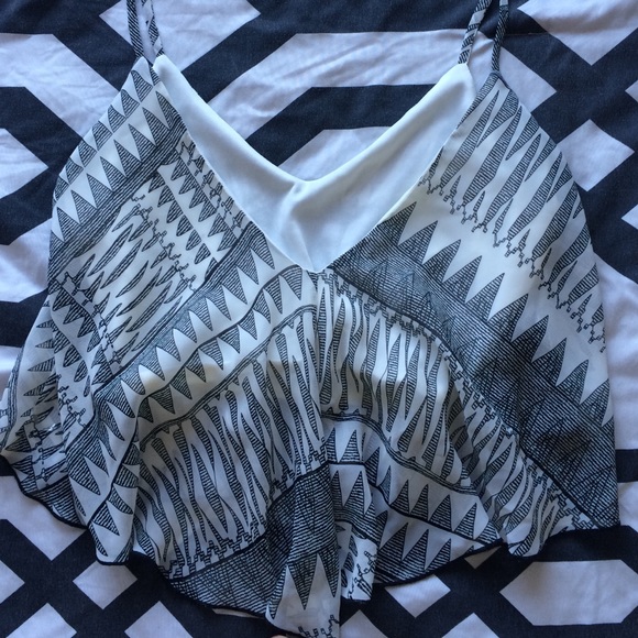 CROP TOP - Picture 3 of 3