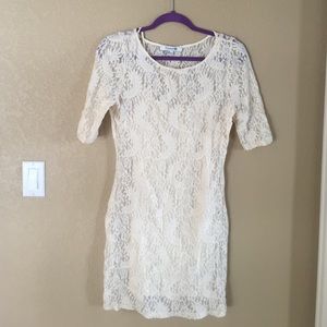 Lace half sleeve cream dress