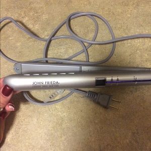 John Frieda flat iron