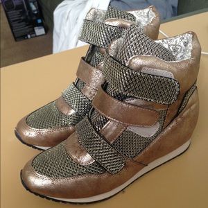 Stylish shoe