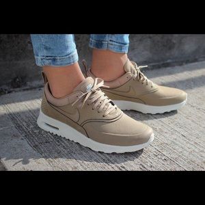 ISO wanted Nike Thea airmax Thea desert camo 9/8.5